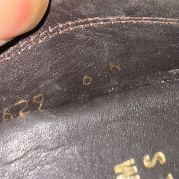 Stuart Weiztman Women’s Patent Tassel Loafer Bronze Metallic Size 6.5 Narrow - Picture 10 of 10